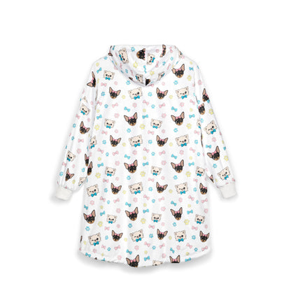 Cedric and Maya Winks & Bows Hooded Blanket – Cozy Presence