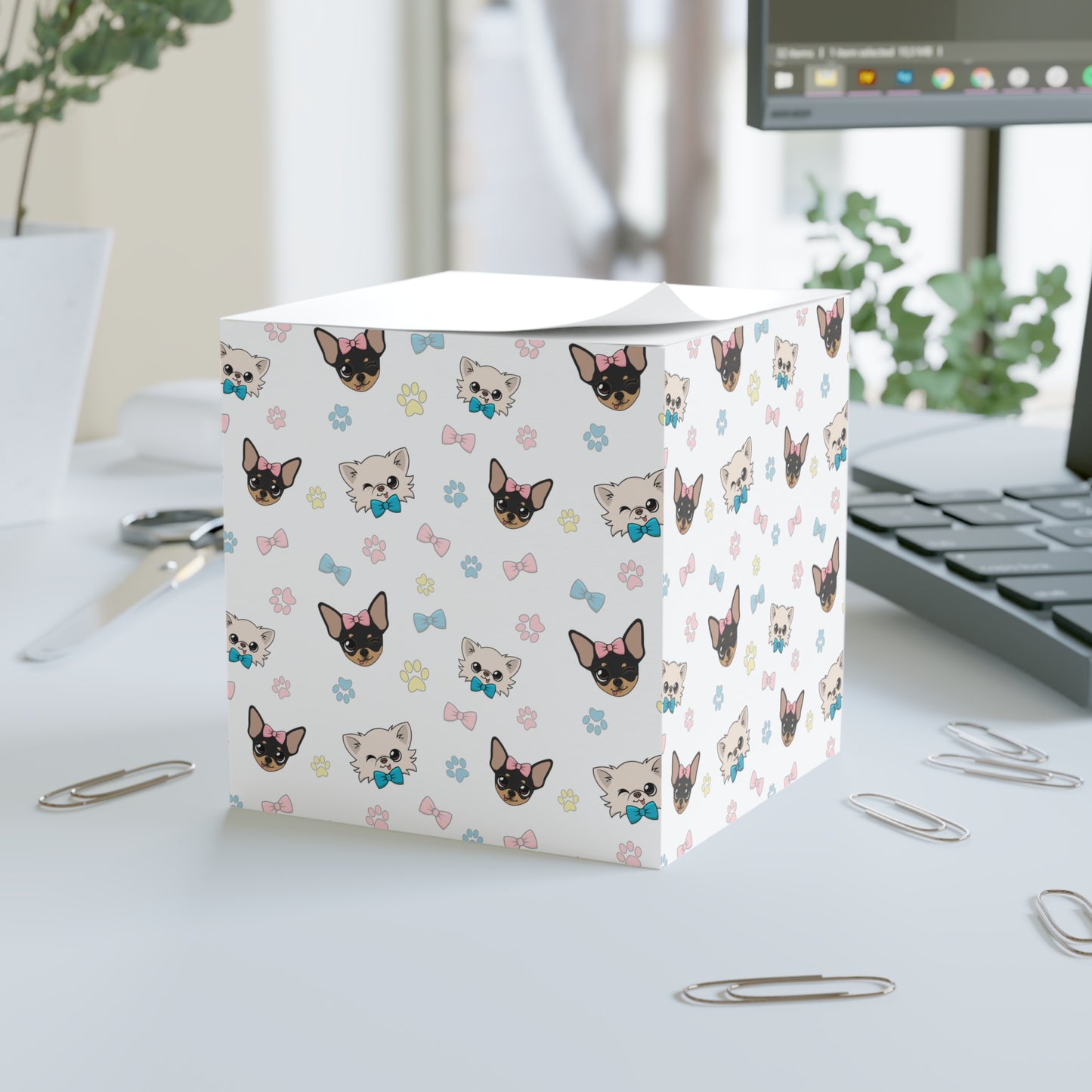 Cedric and Maya Winks & Bows Note Cube – Tiny Little Hellos