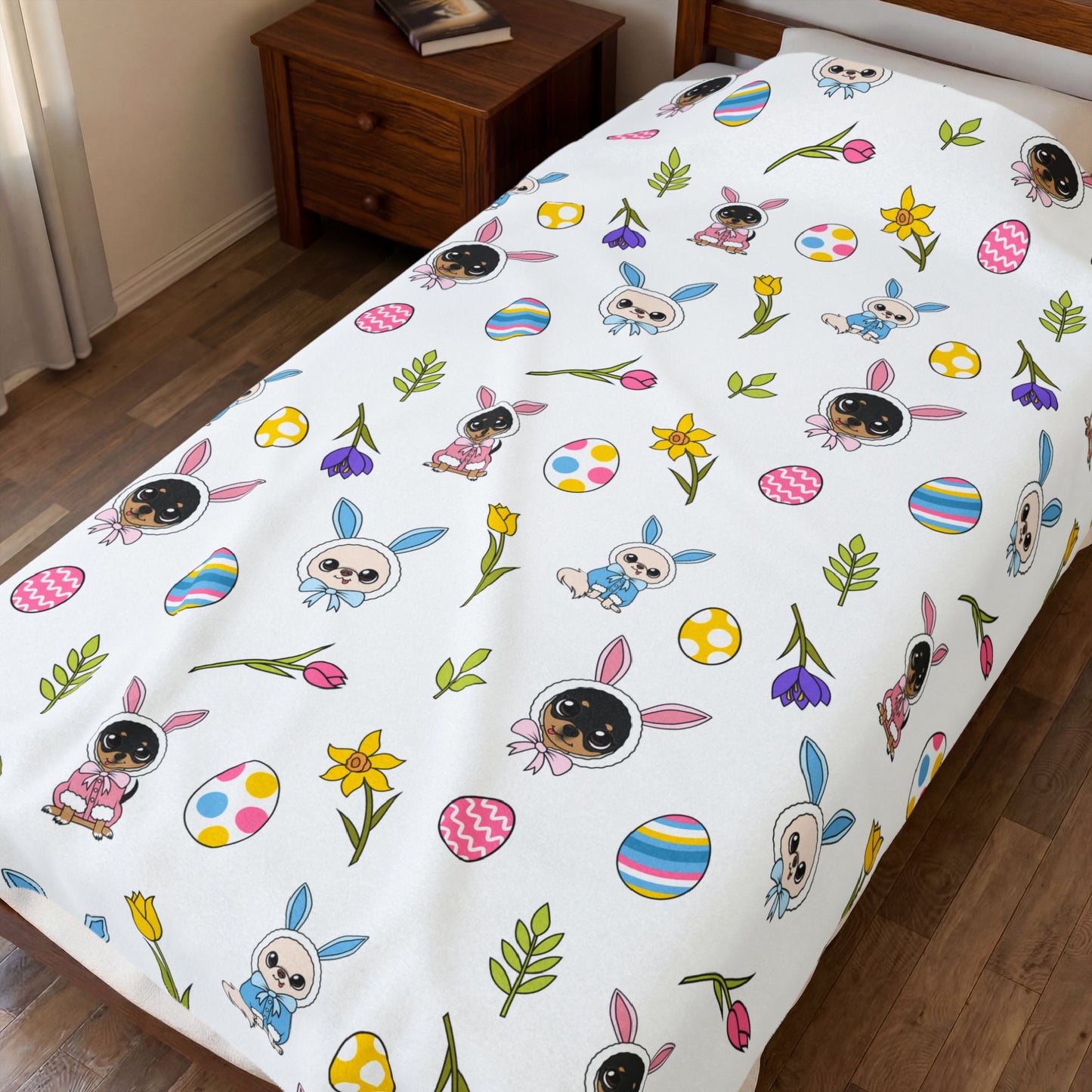 Cedric & Maya Easter Pattern Velveteen Plush Blanket