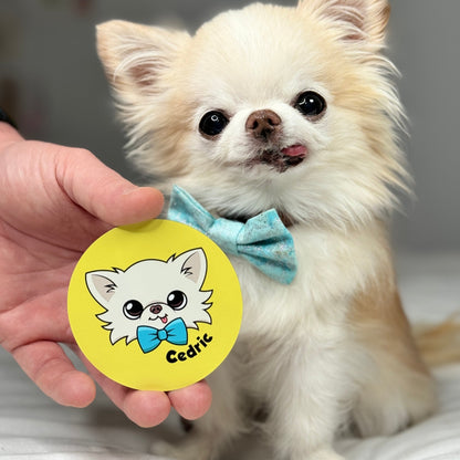Tiny Chihuahua Cedric's Round Magnet
