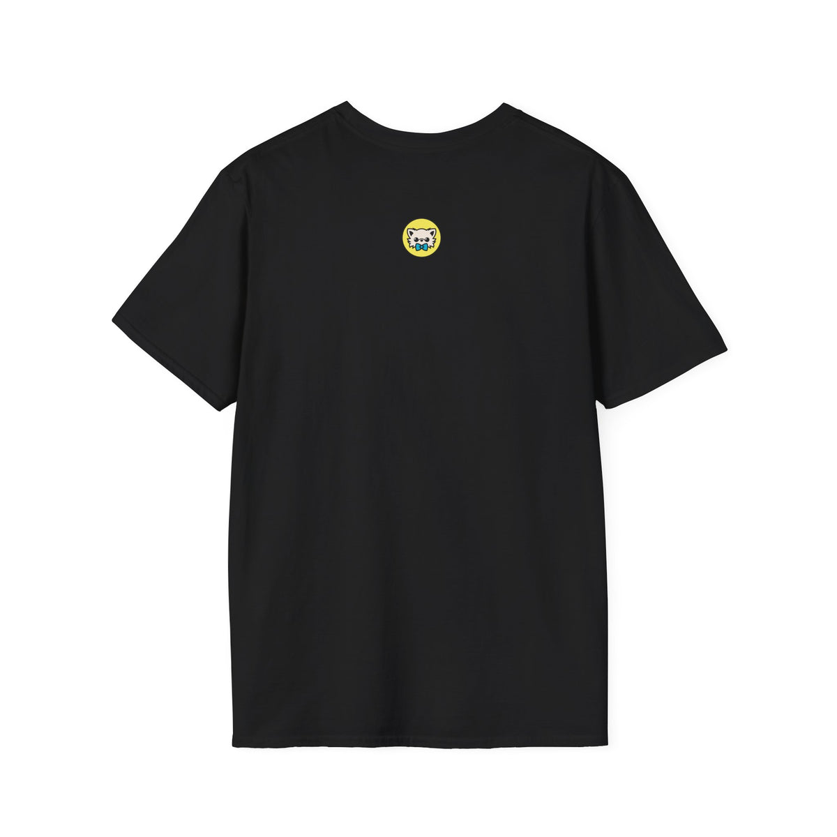 Dos d’un t-shirt noir avec un petit motif Maya près de l’encolure.