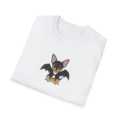 T-shirt blanc plié, avec le motif Vampire Maya sur le devant.